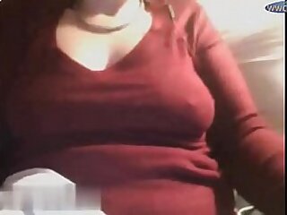 Sexy 18 Year Old Shows Her Big Bouncy Tits On Wwcams